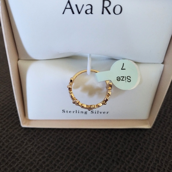 ✨️HP 2X✨️ Ava Ro🚣 Connecting Gold💛 Flowers🌼 Ring💍 - Picture 8 of 16